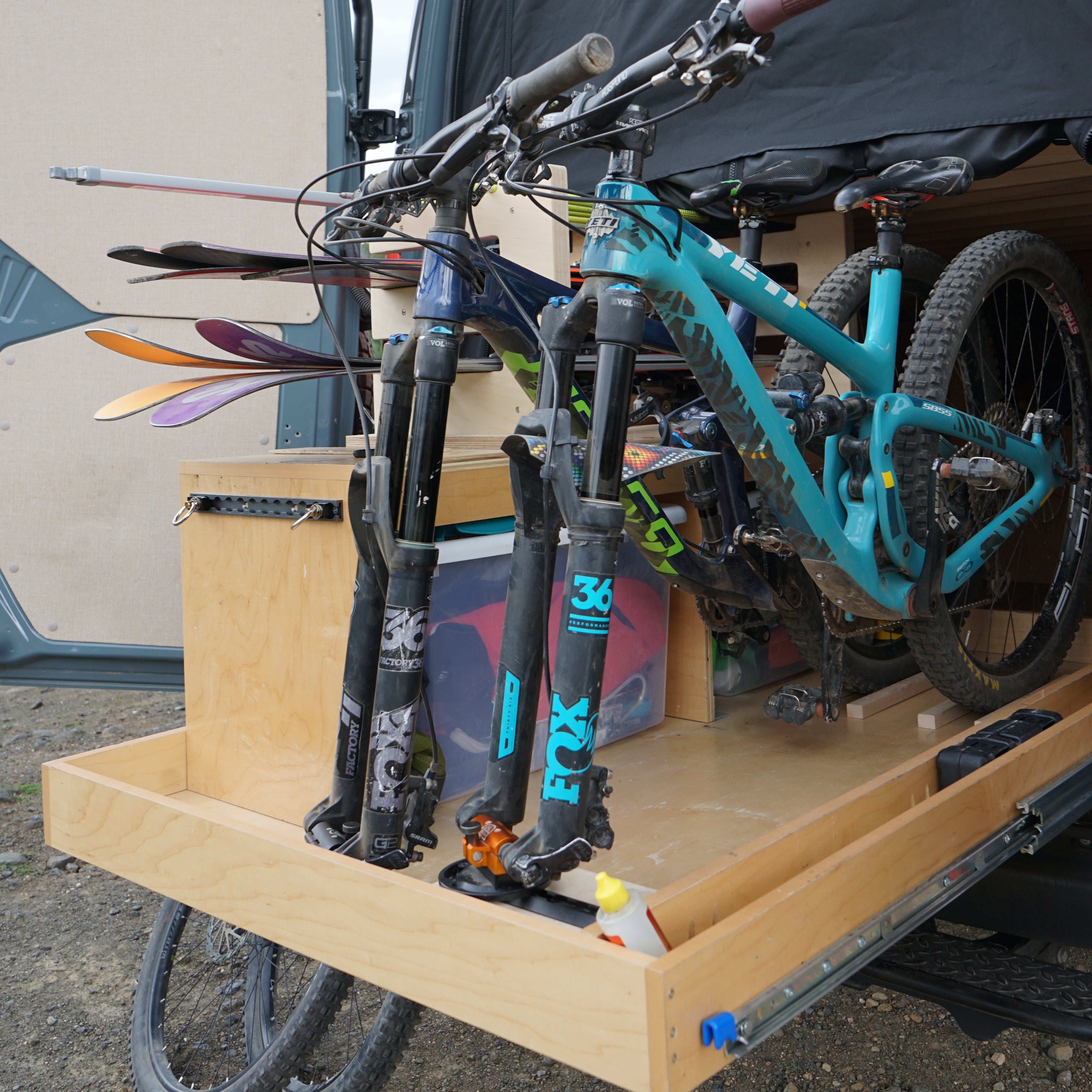 Thru Axle Fork Mount