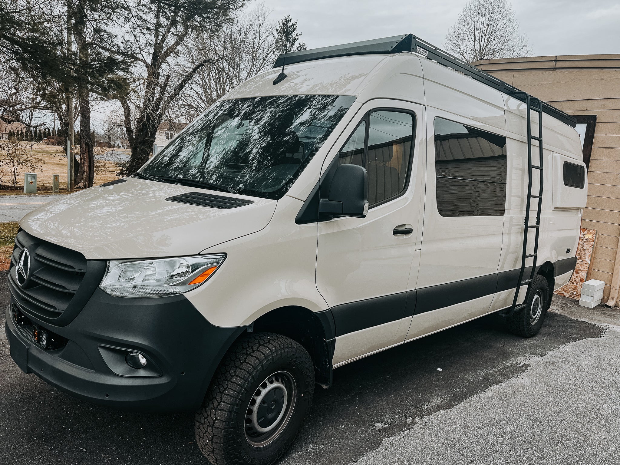 V1 Mercedes Sprinter Roof Rack - Premium - 170" High Roof - Unaka Gear Co.