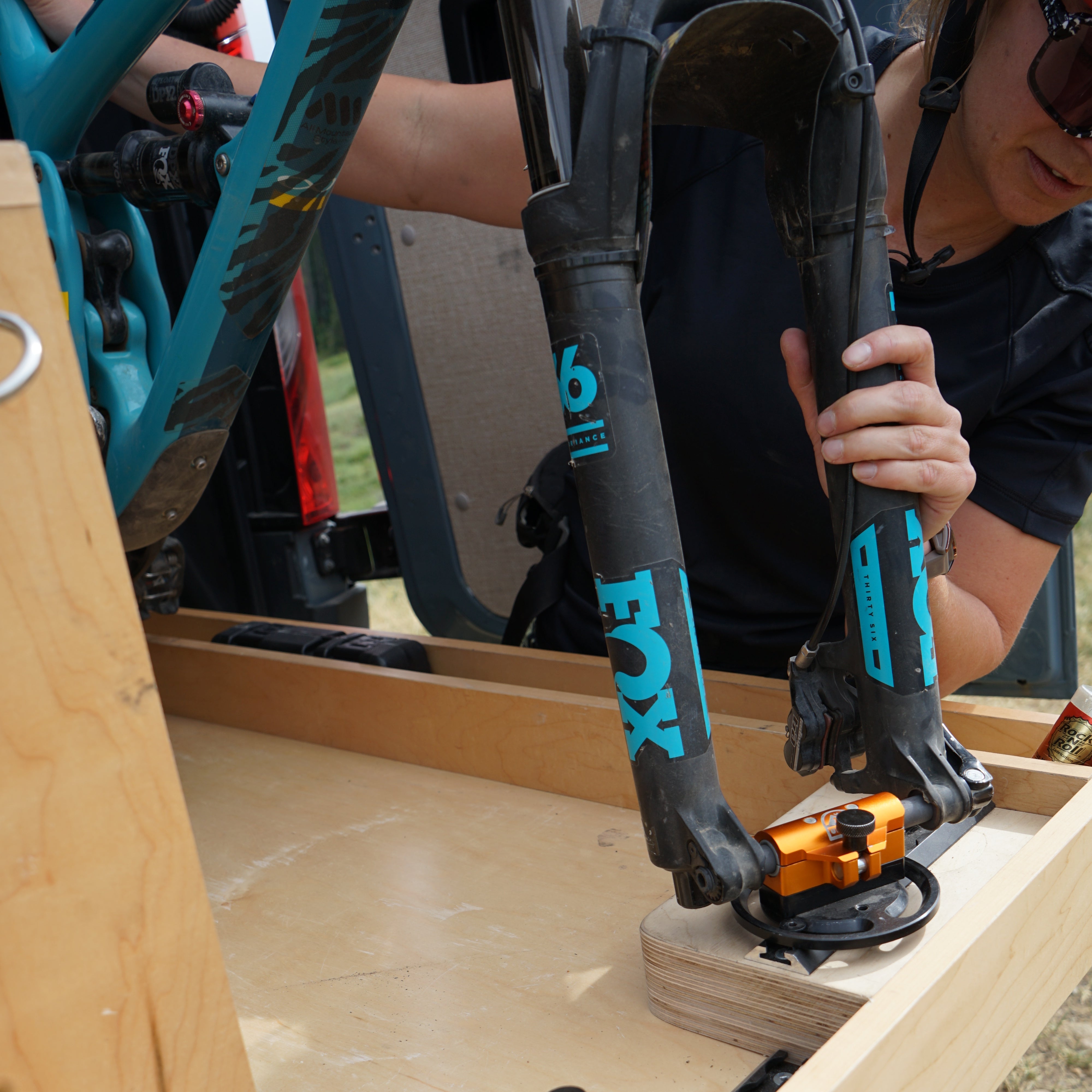 Thru Axle Fork Mount