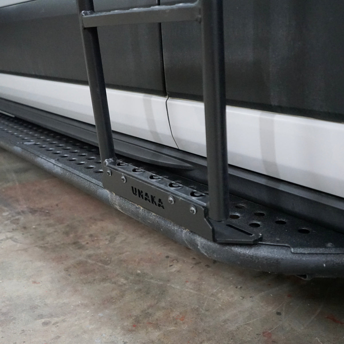 Ford Transit Trail Side Mount Ladder - High Roof
