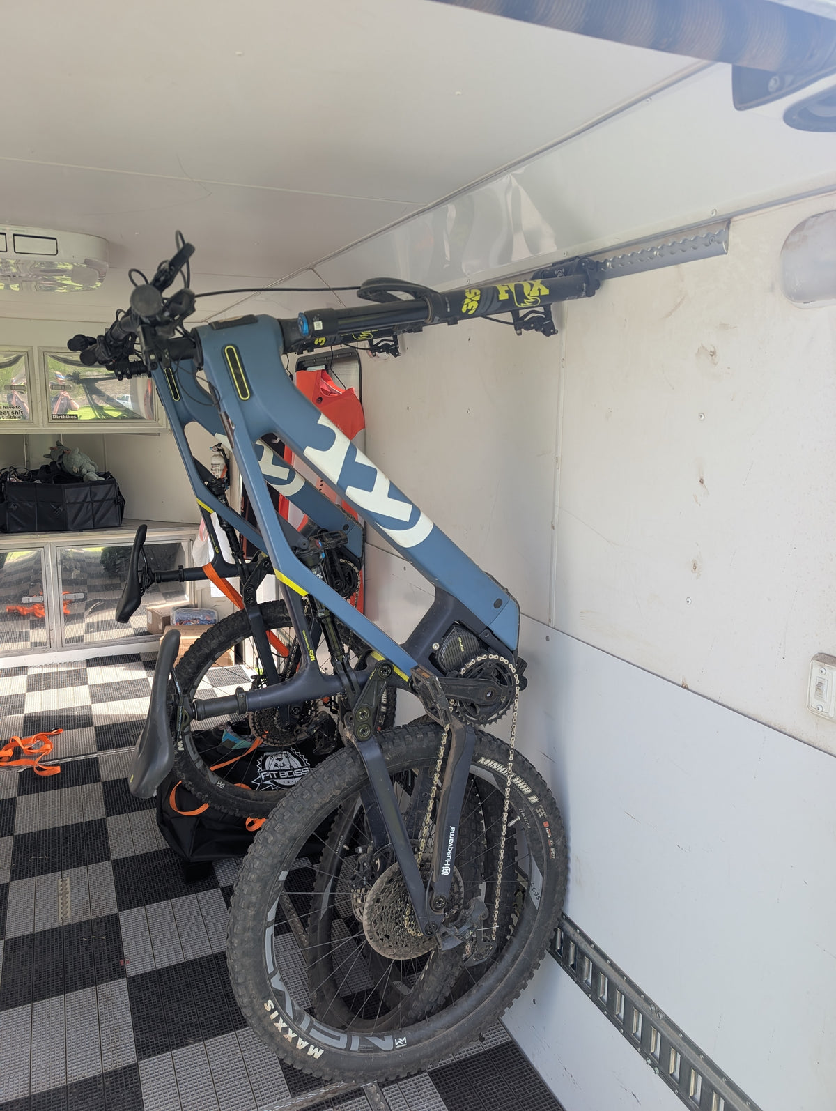 Thru Axle Fork Mount - Unaka Gear Co.