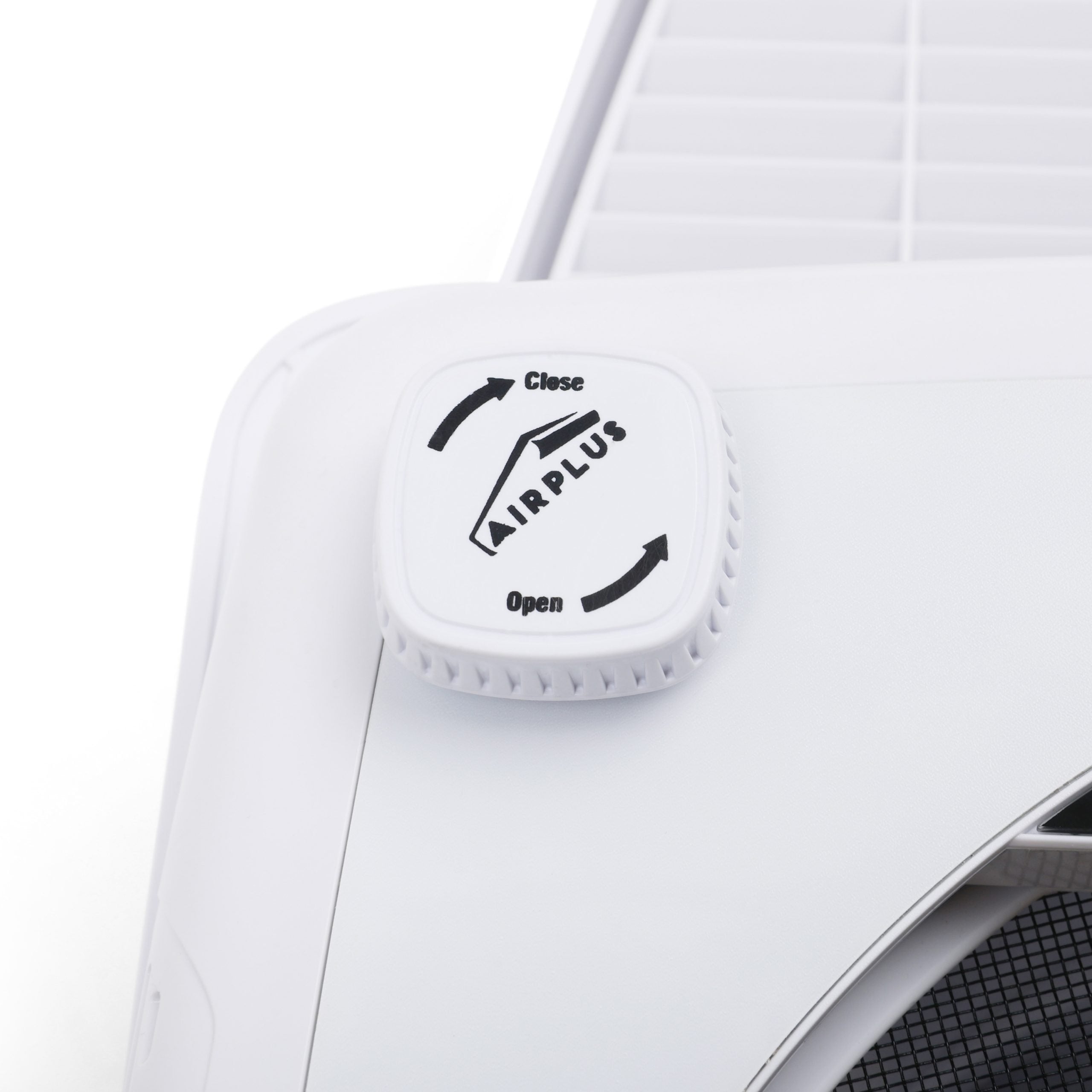 NomadicArk - AirPlus Roof Vent Fan - Unaka Gear Co.